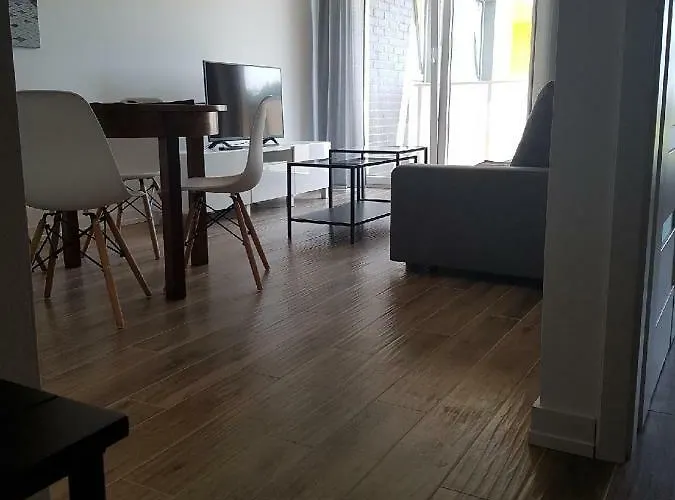 Slaskie Ogrody 아파트 *